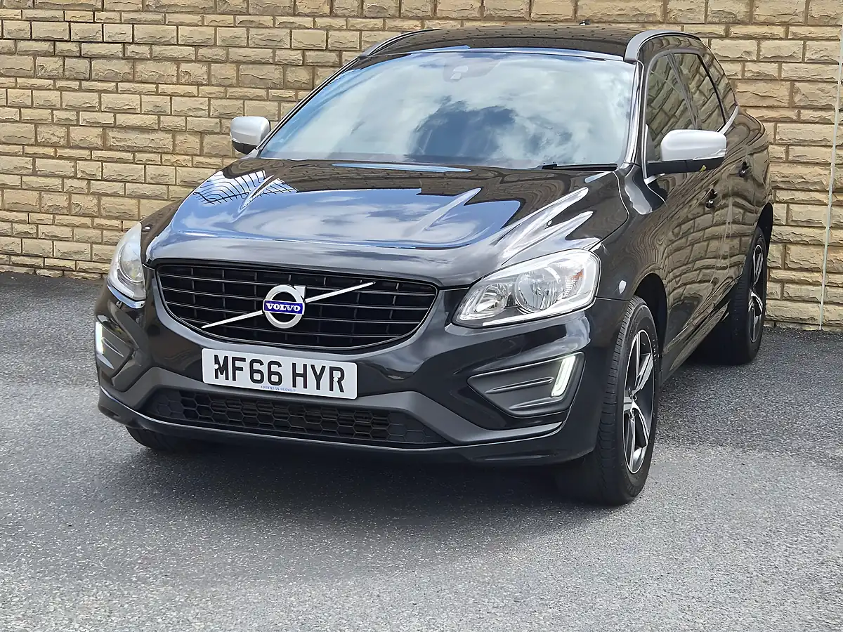 Used 2016 Volvo XC60 R-Design Nav Black - Interior and Exterior details 5