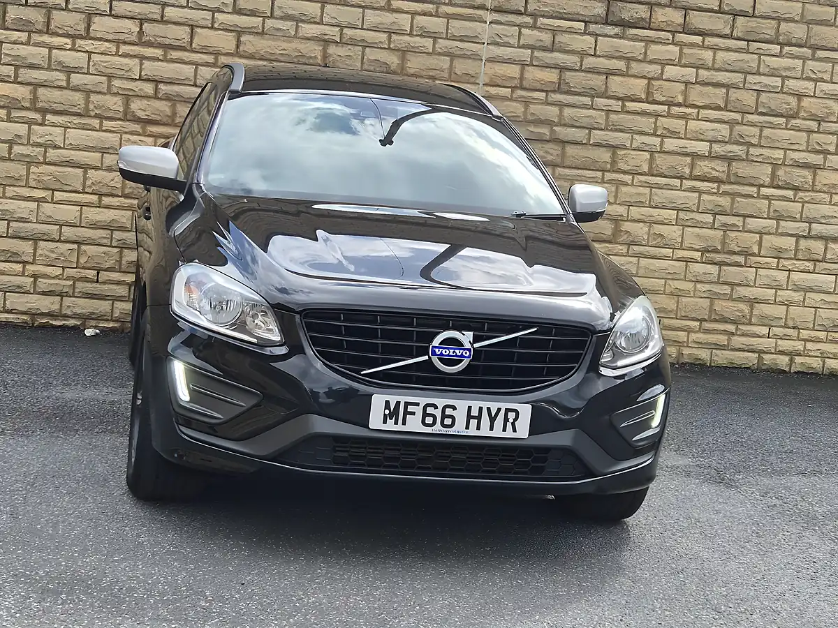 Used 2016 Volvo XC60 R-Design Nav Black - Interior and Exterior details 8