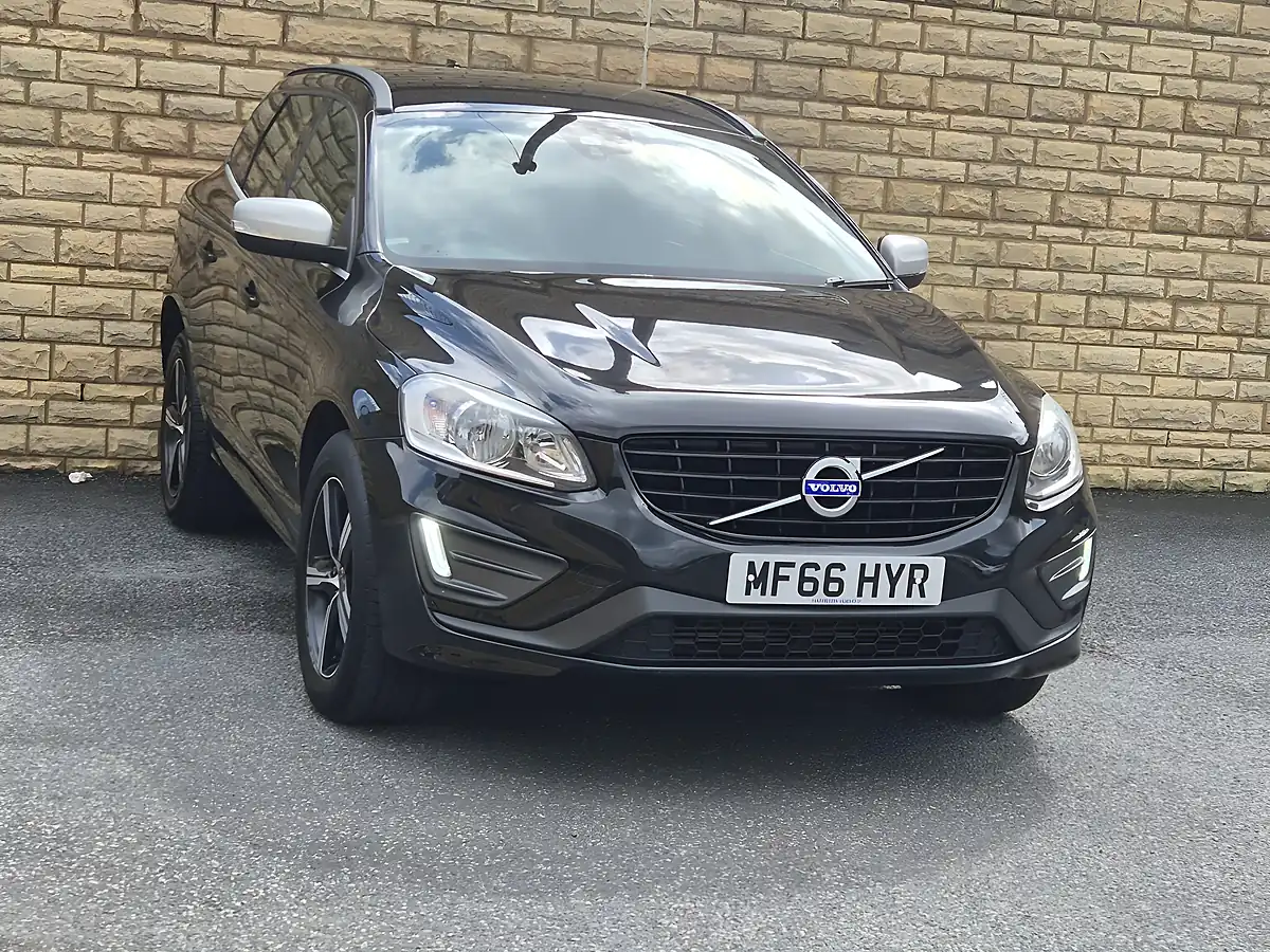 Used 2016 Volvo XC60 R-Design Nav Black - Interior and Exterior details 9