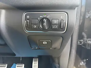 Used 2016 Volvo XC60 R-Design Nav Black - Interior and Exterior details 18