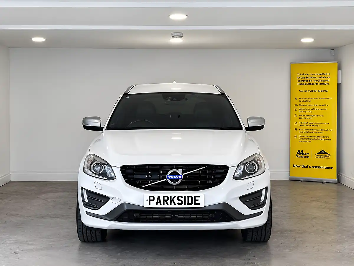 Used 2016 Volvo XC60 R-Design Nav Crystal White - Interior and Exterior details 5