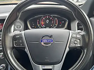Used 2016 Volvo XC60 R-Design Nav Red - Interior and Exterior details 14