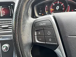 Used 2016 Volvo XC60 R-Design Nav Red - Interior and Exterior details 15