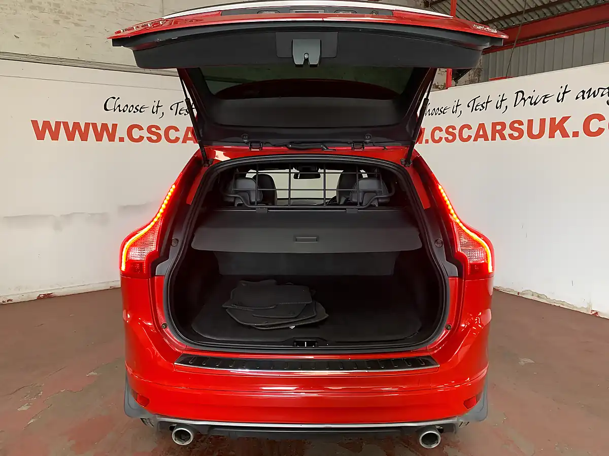Used 2016 Volvo XC60 R-Design Nav Red - Interior and Exterior details 7