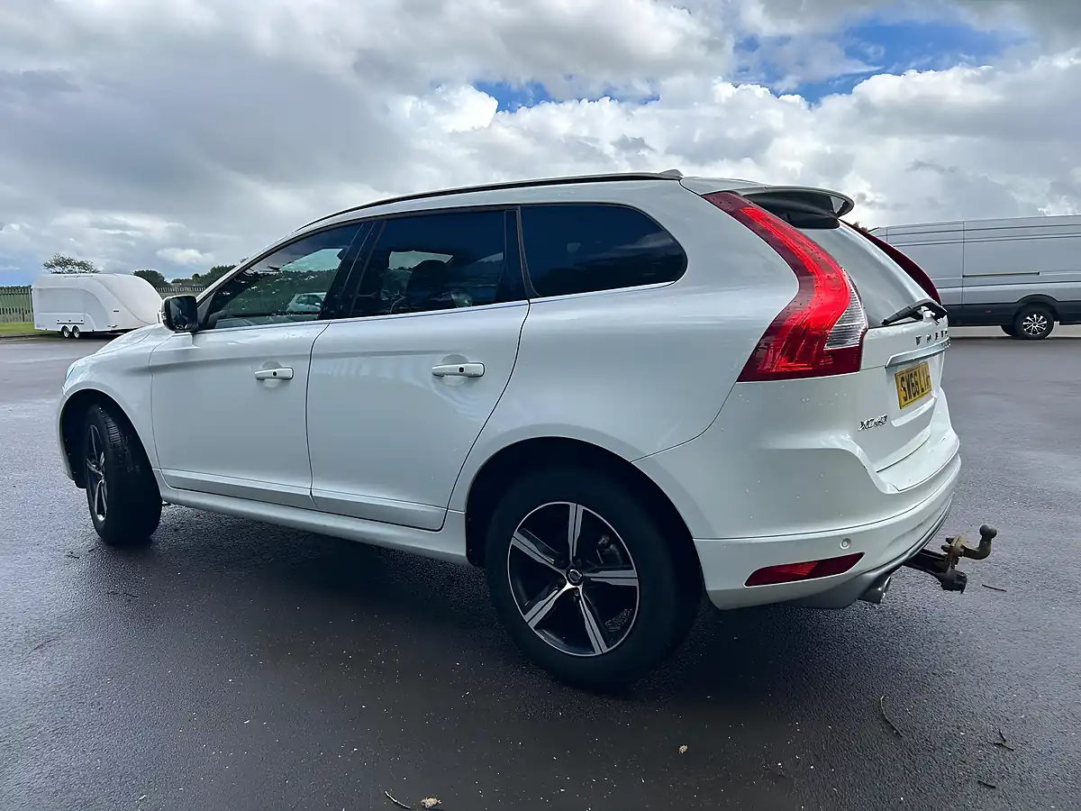 Used 2016 Volvo XC60 R-Design Nav White - Interior and Exterior details 5