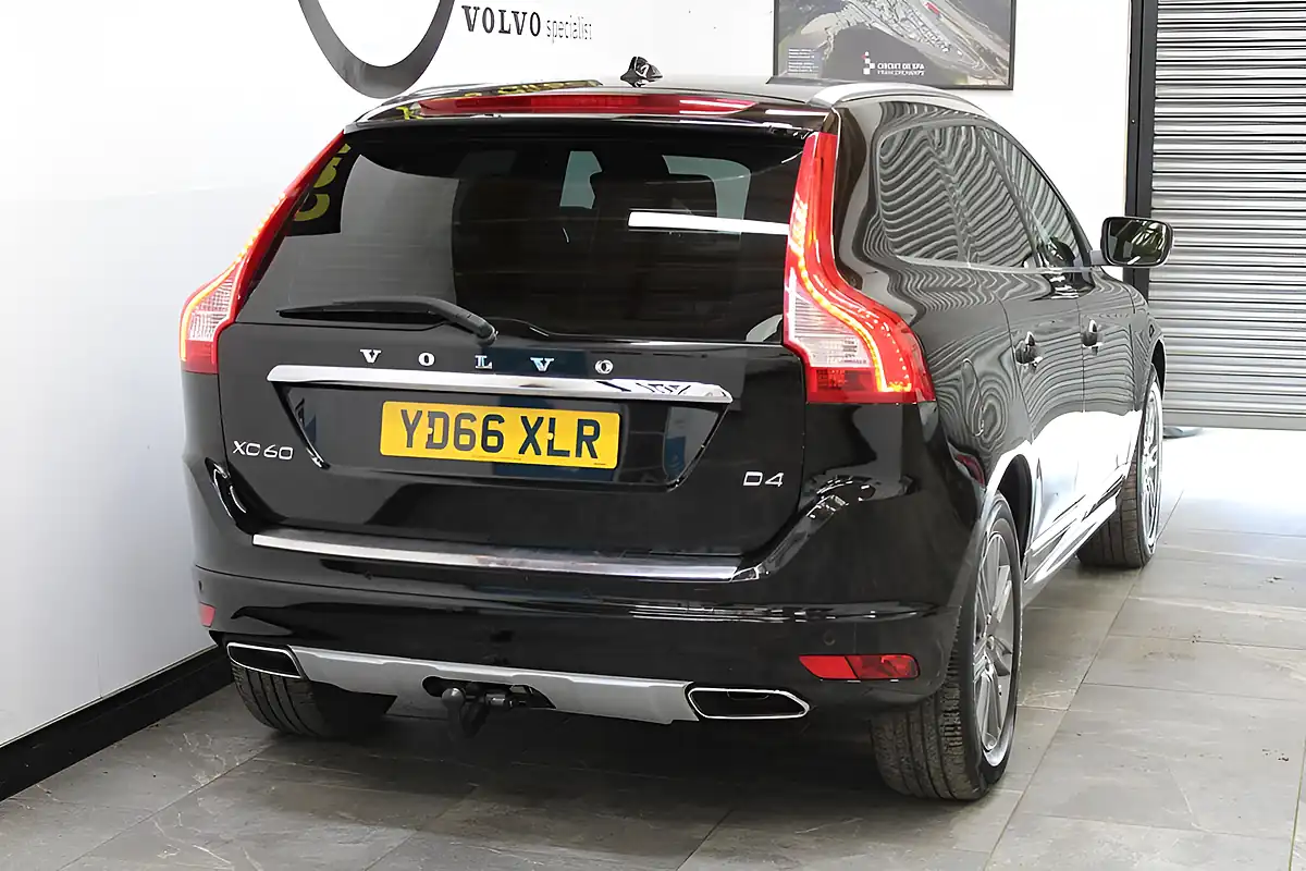 Used 2016 Volvo XC60 Se Lux Nav Black - Interior and Exterior details 10