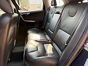 Used 2016 Volvo XC60 Se Lux Nav Blue - Interior and Exterior details 17