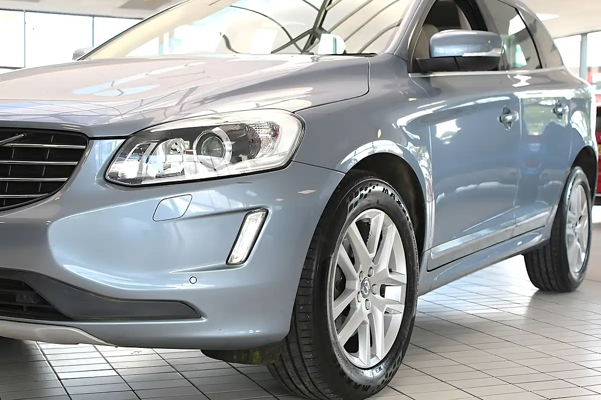 Used 2016 Volvo XC60 Se Lux Nav Blue - Interior and Exterior details 2