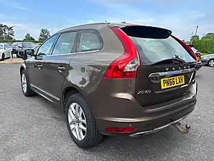 Used 2016 Volvo XC60 Se Lux Nav Bronze - Interior and Exterior details 3