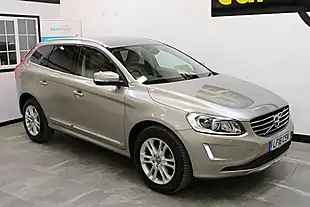 Used 2016 Volvo XC60 Se Lux Nav Gold - Interior and Exterior details 5