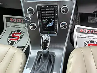 Used 2016 Volvo XC60 Se Lux Nav Grey - Interior and Exterior details 15