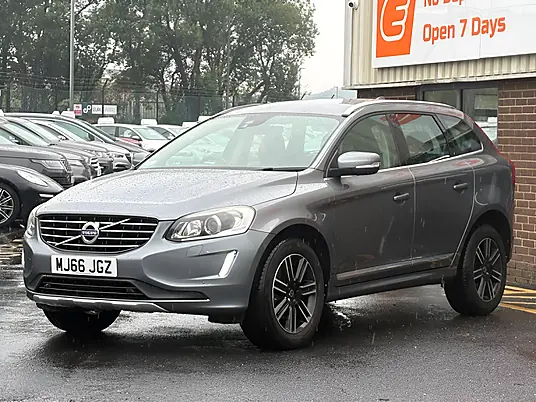 2016 Volvo XC60 D4 SE Lux Nav