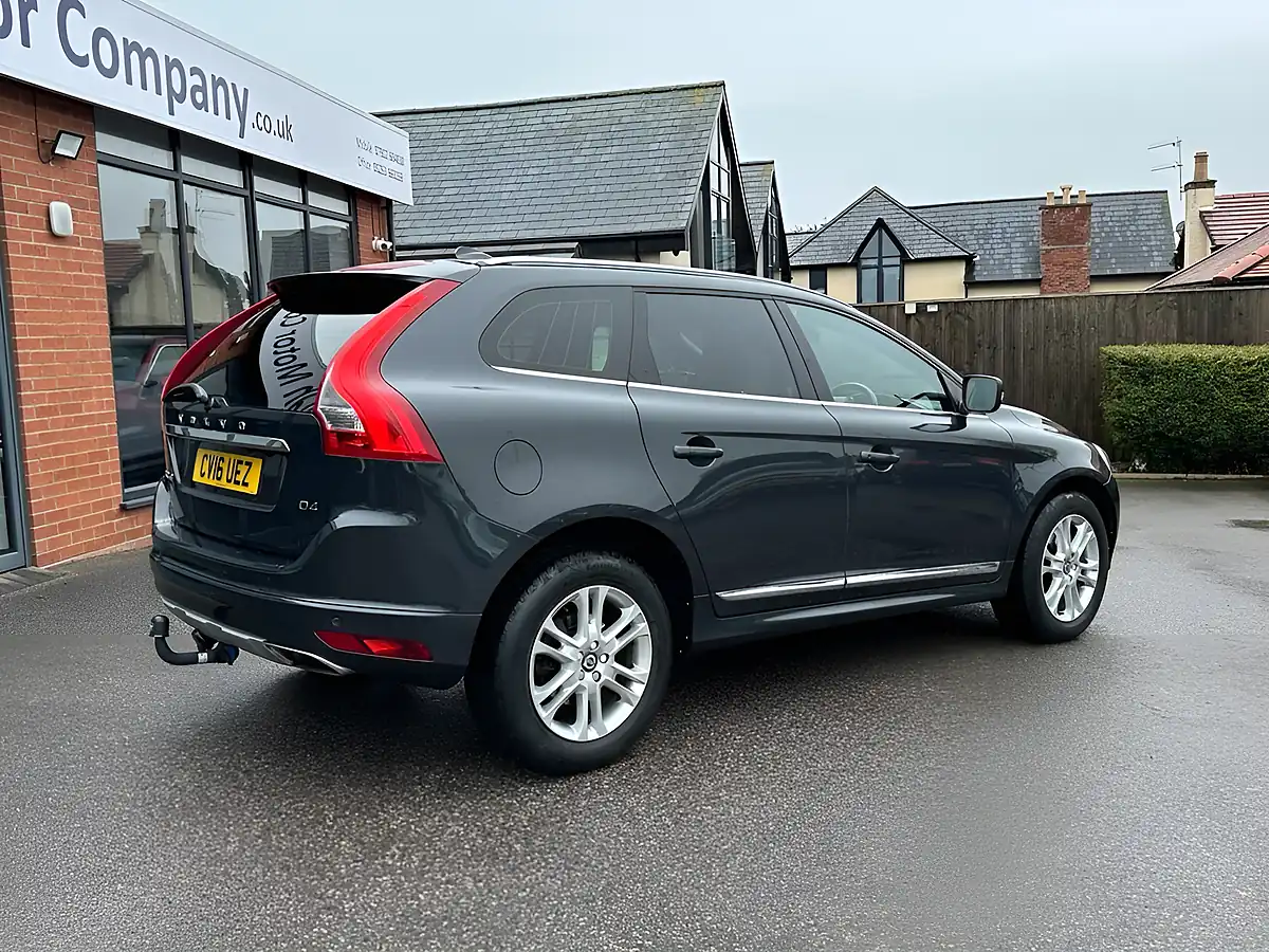 Used 2016 Volvo XC60 Se Lux Nav Saville Grey - Interior and Exterior details 7