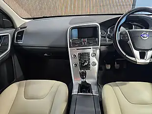 Used 2016 Volvo XC60 Se Lux Nav White - Interior and Exterior details 13