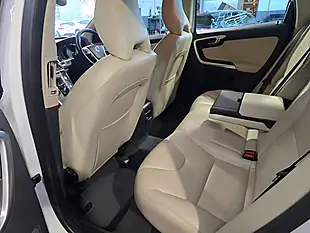 Used 2016 Volvo XC60 Se Lux Nav White - Interior and Exterior details 20