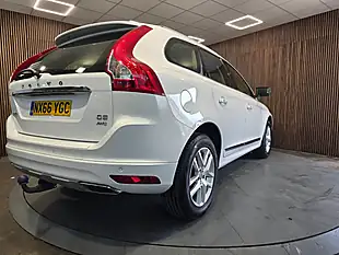 Used 2016 Volvo XC60 Se Lux Nav White - Interior and Exterior details 4