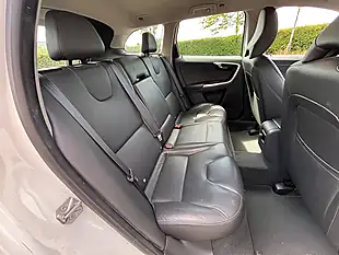Used 2016 Volvo XC60 Se Lux Nav White - Interior and Exterior details 13