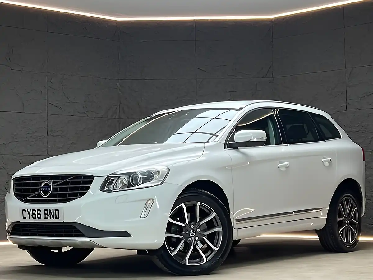 Used 2016 Volvo XC60 Se Lux Nav White - Interior and Exterior details 6