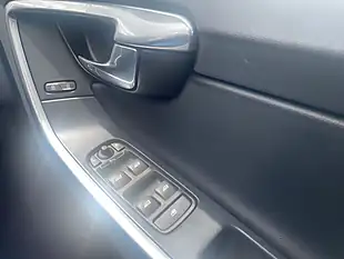 Used 2016 Volvo XC60 Se Luxury Nav Blue - Interior and Exterior details 19