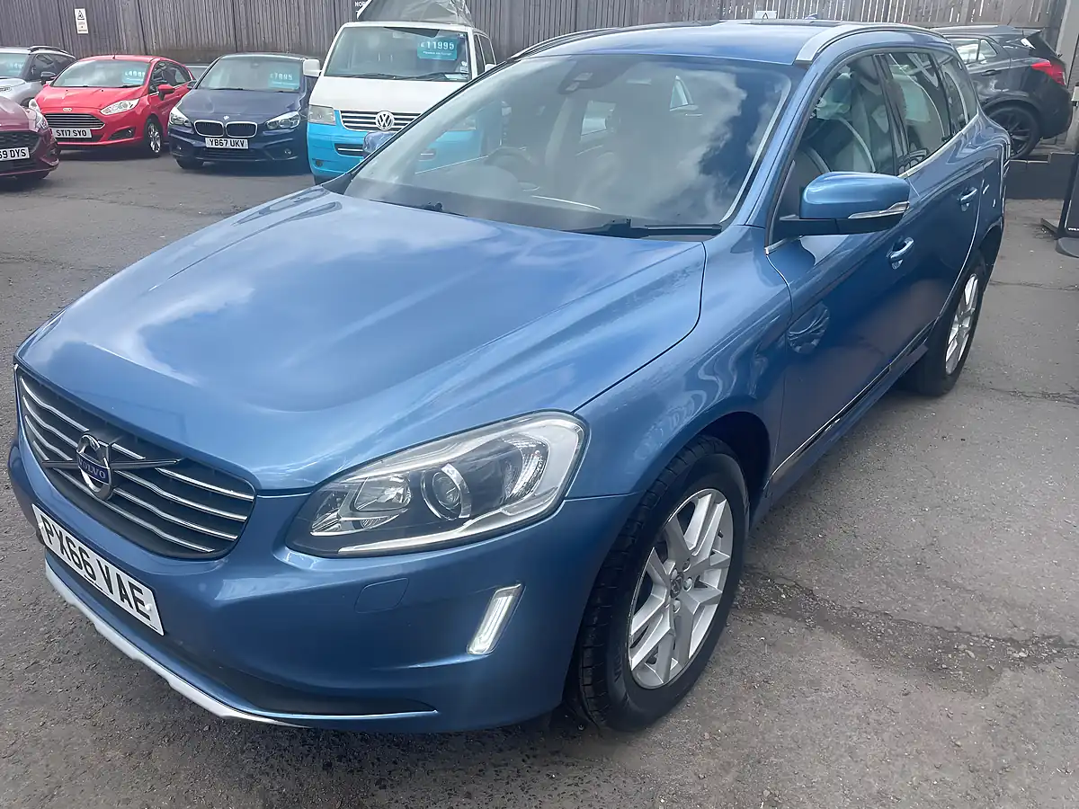Used 2016 Volvo XC60 Se Luxury Nav Blue - Interior and Exterior details 8