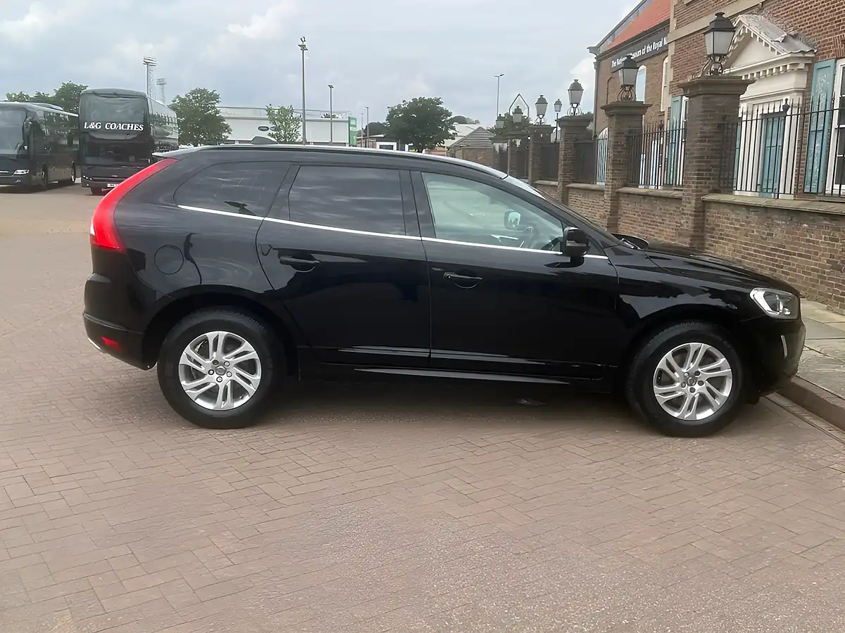 Used 2016 Volvo XC60 Se Nav Black - Interior and Exterior details 5