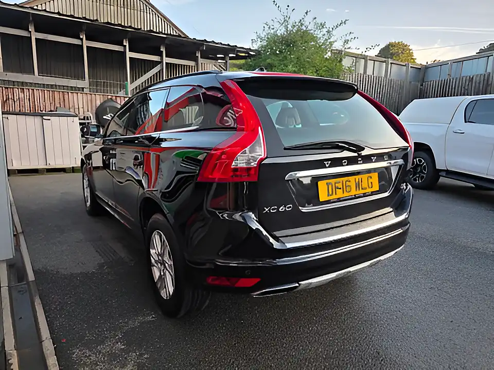 Used 2016 Volvo XC60 Se Nav Black - Interior and Exterior details 6