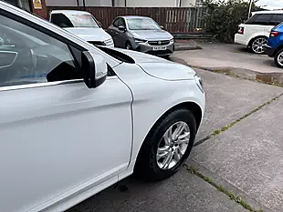 Used 2016 Volvo XC60 Se Nav White - Interior and Exterior details 14