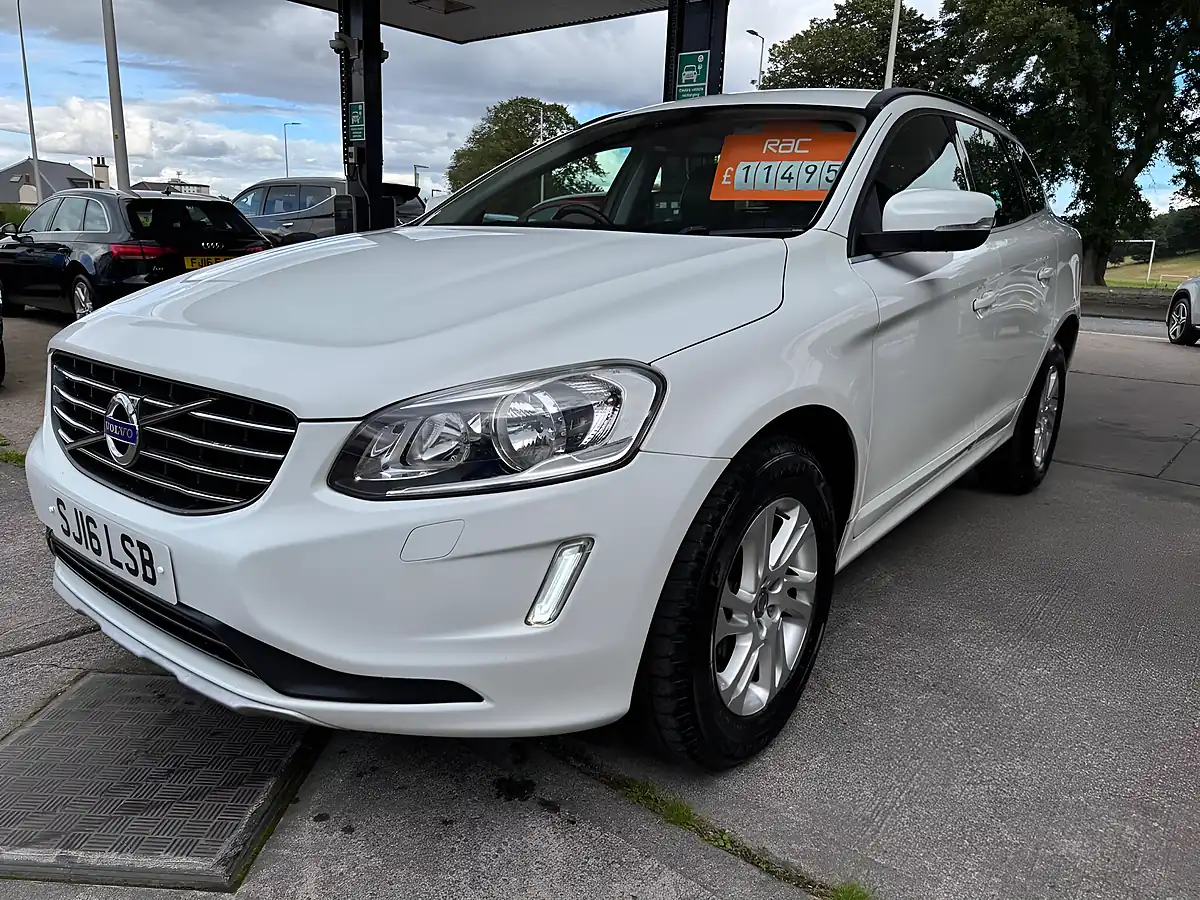 Used 2016 Volvo XC60 Se Nav White - Interior and Exterior details 7