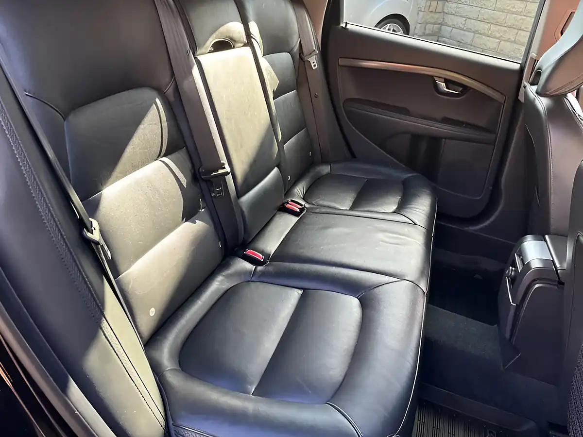 Used 2016 Volvo XC70 Se Lux Black - Interior and Exterior details 12