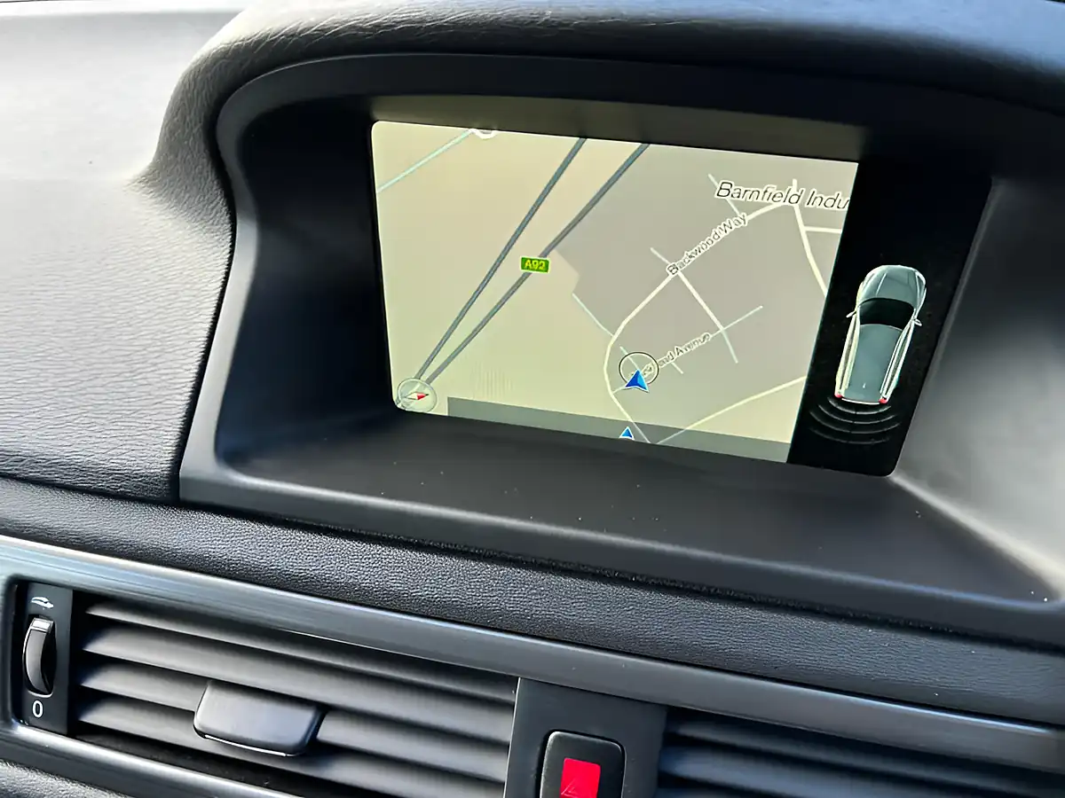 Used 2016 Volvo XC70 Se Lux Black - Interior and Exterior details 13