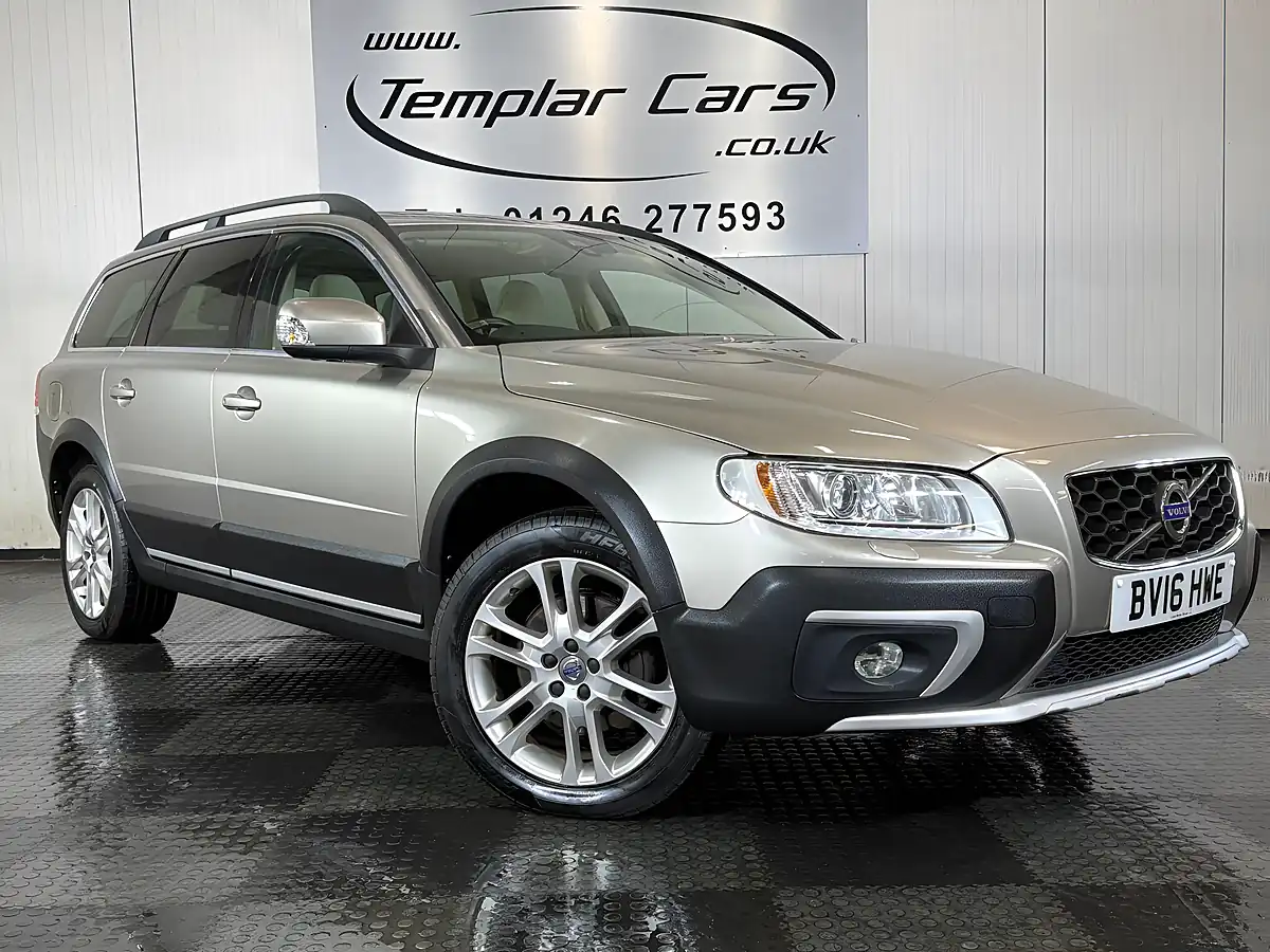 Used 2016 Volvo XC70 Se Lux Gold - Interior and Exterior details 2