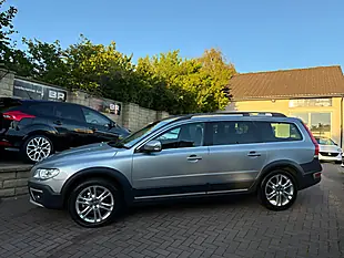 Used 2016 Volvo XC70 Se Lux Silver - Interior and Exterior details 5