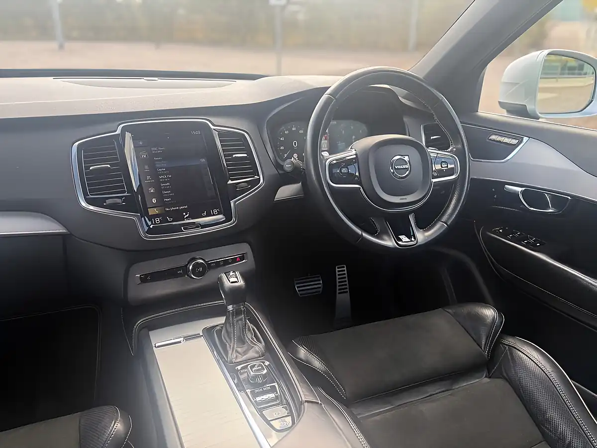 Used 2016 Volvo XC90 Bursting Blue - Interior and Exterior details 12