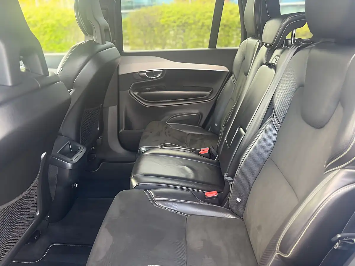 Used 2016 Volvo XC90 Bursting Blue - Interior and Exterior details 17