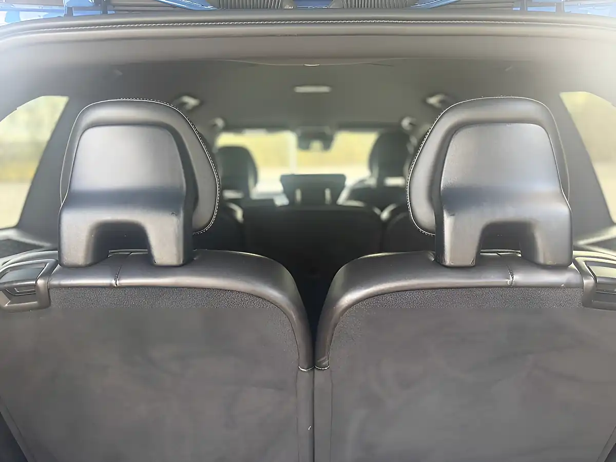 Used 2016 Volvo XC90 Bursting Blue - Interior and Exterior details 19