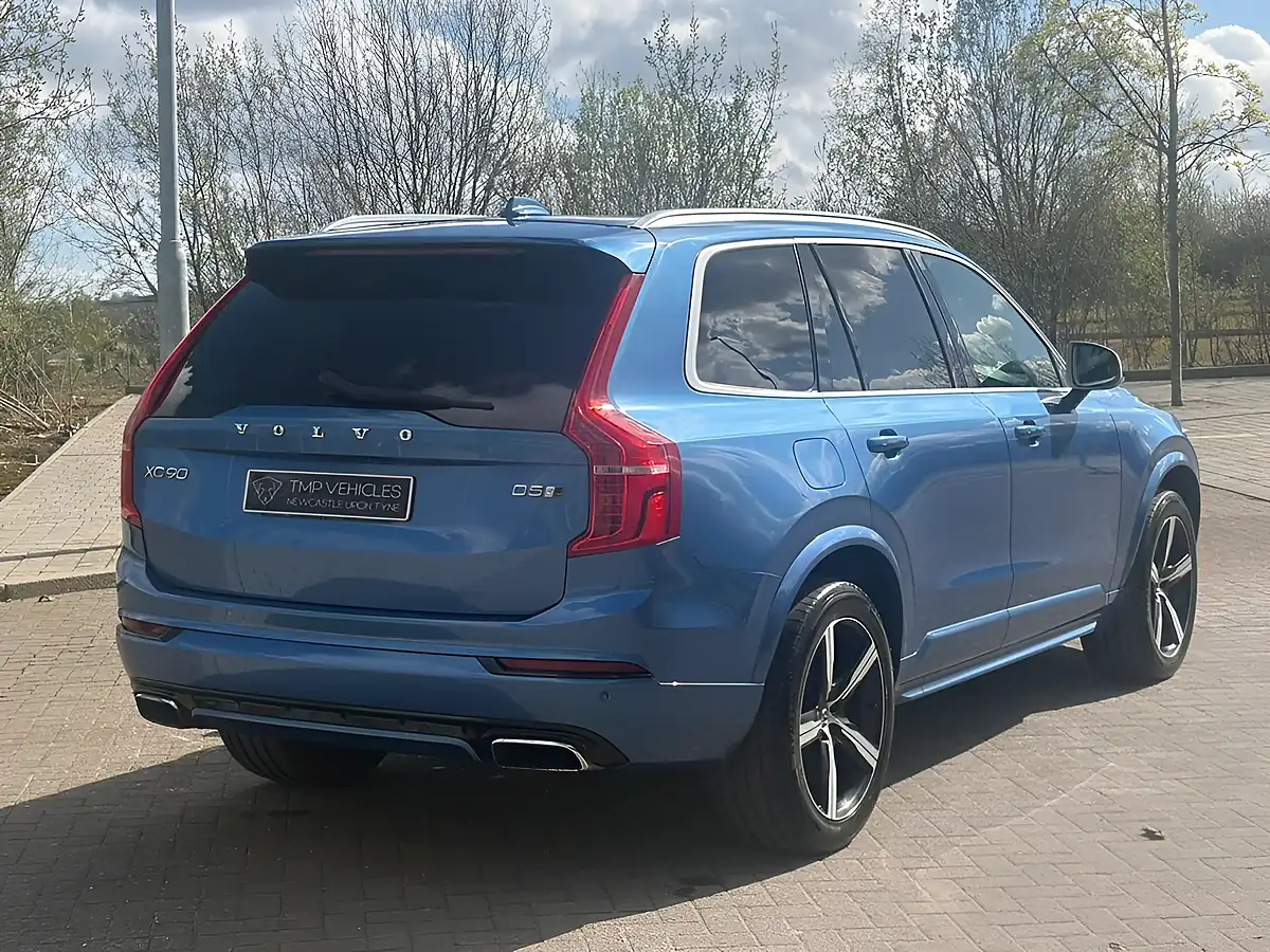 Used 2016 Volvo XC90 Bursting Blue - Interior and Exterior details 9