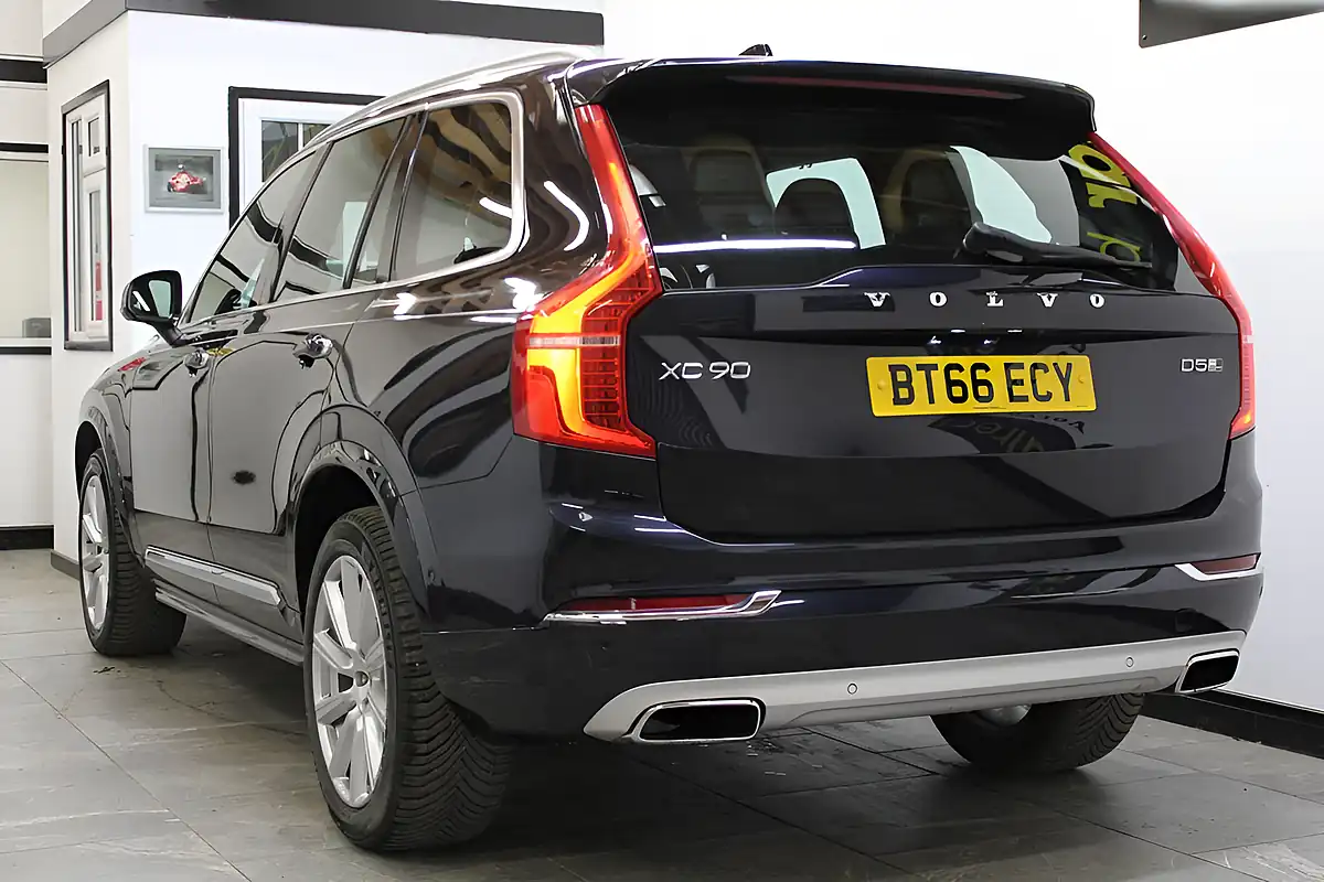 Used 2016 Volvo XC90 Inscription Blue - Interior and Exterior details 3