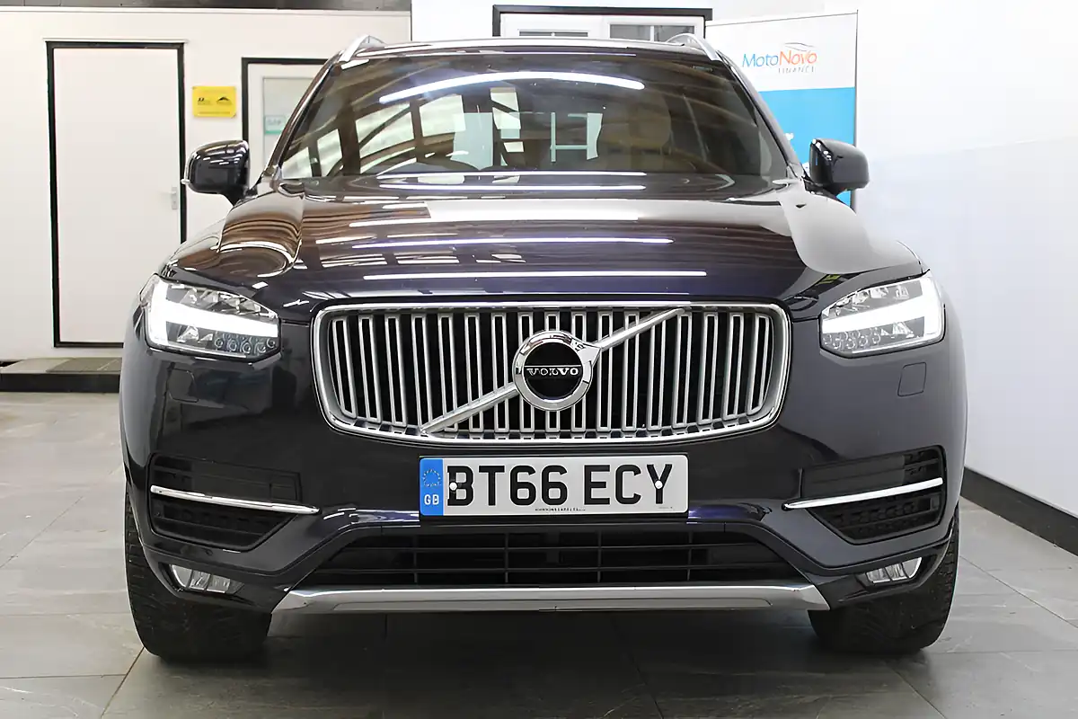 Used 2016 Volvo XC90 Inscription Blue - Interior and Exterior details 4