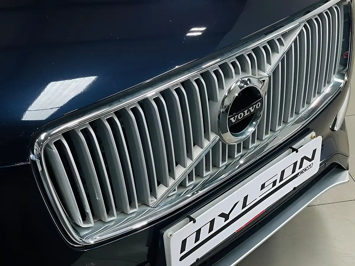 Used 2016 Volvo XC90 Inscription Blue - Interior and Exterior details 16