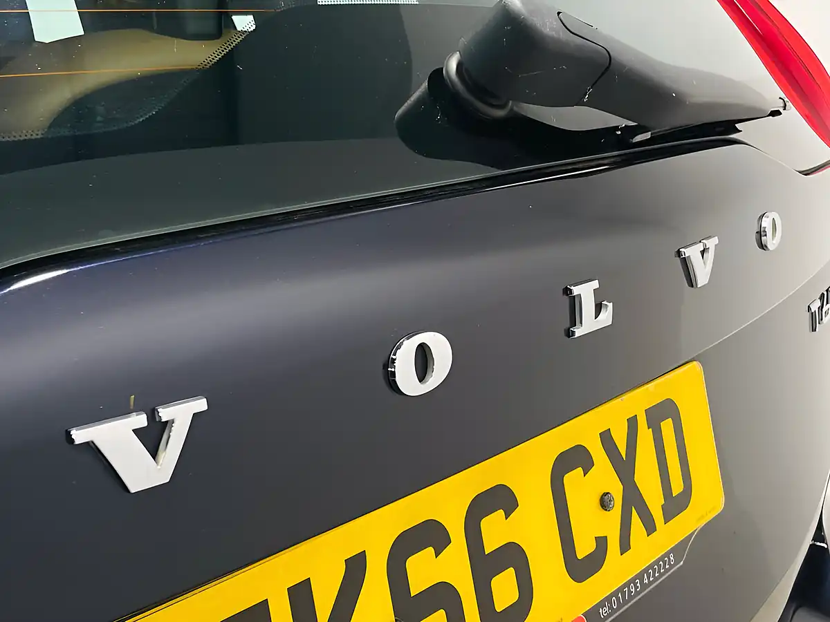 Used 2016 Volvo XC90 Inscription Blue - Interior and Exterior details 18