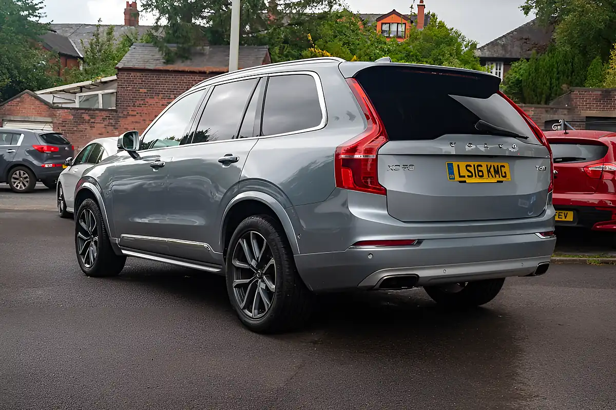Used 2016 Volvo XC90 Inscription Electric Silver - Interior and Exterior details 6