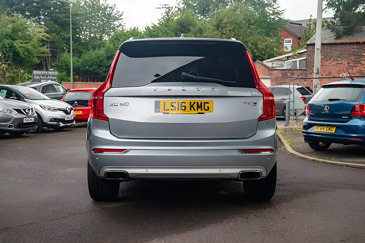 Used 2016 Volvo XC90 Inscription Electric Silver - Interior and Exterior details 7