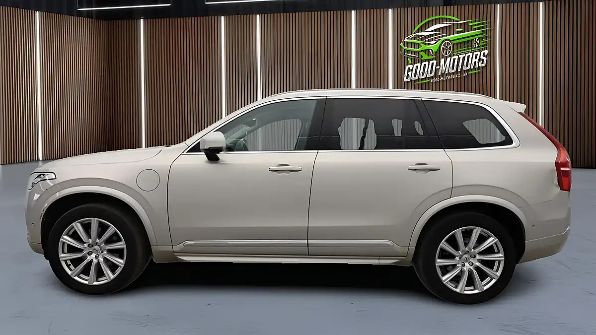 Used 2016 Volvo XC90 Inscription Gold - Interior and Exterior details 12