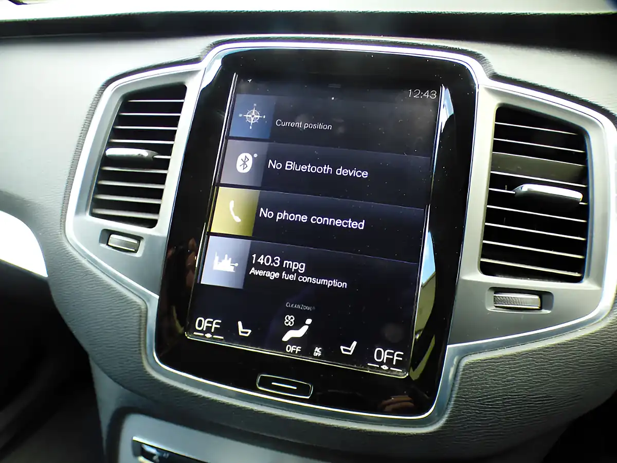 Used 2016 Volvo XC90 Momentum Black - Interior and Exterior details 13