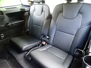Used 2016 Volvo XC90 Momentum Black - Interior and Exterior details 5