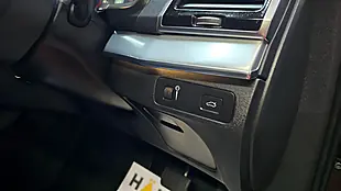 Used 2016 Volvo XC90 Momentum Black - Interior and Exterior details 10