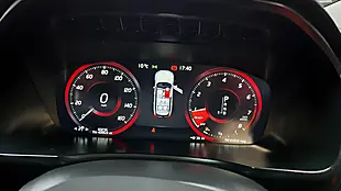Used 2016 Volvo XC90 Momentum Black - Interior and Exterior details 11