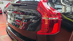 Used 2016 Volvo XC90 Momentum Black - Interior and Exterior details 19