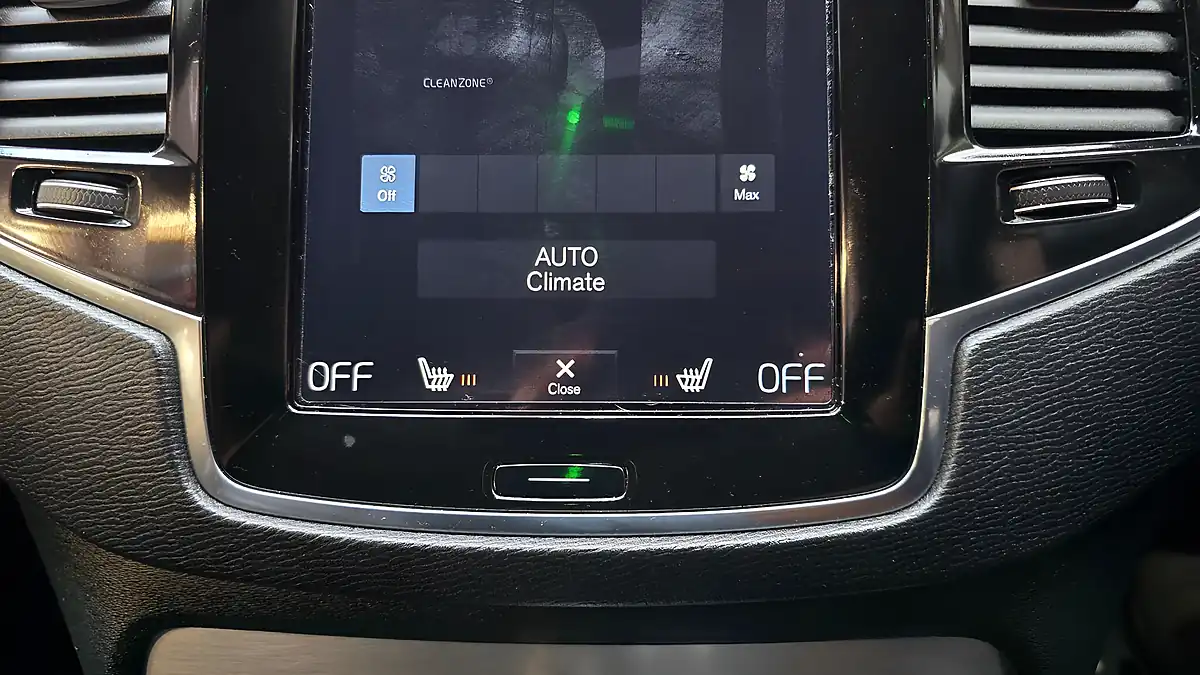 Used 2016 Volvo XC90 Momentum Black - Interior and Exterior details 8