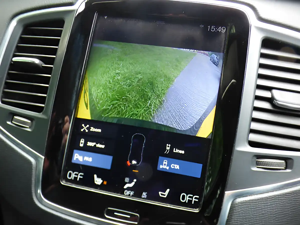 Used 2016 Volvo XC90 Momentum Grey - Interior and Exterior details 6